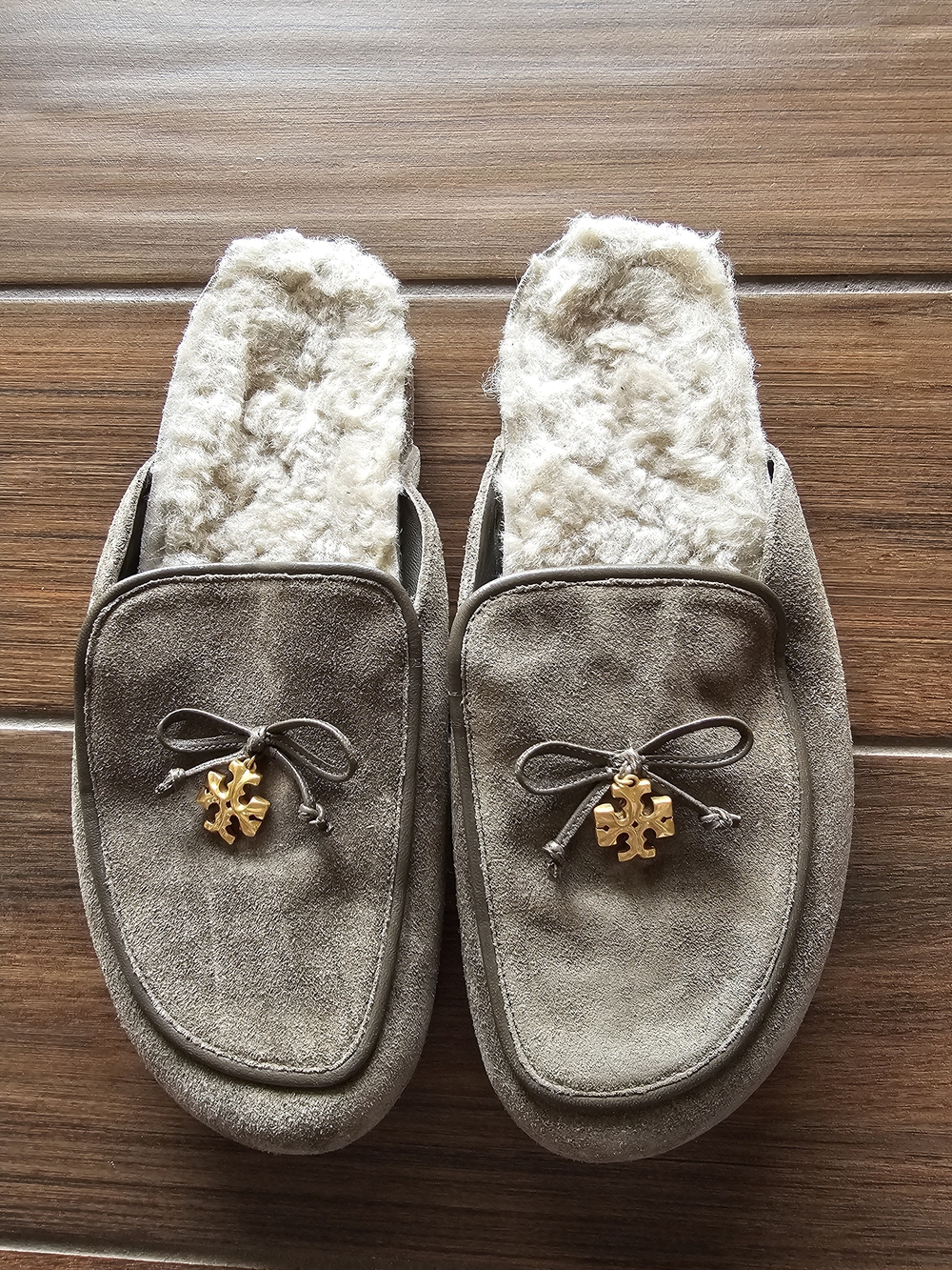 Tory Burch Charm Shearling Mules Women's Size 8.5